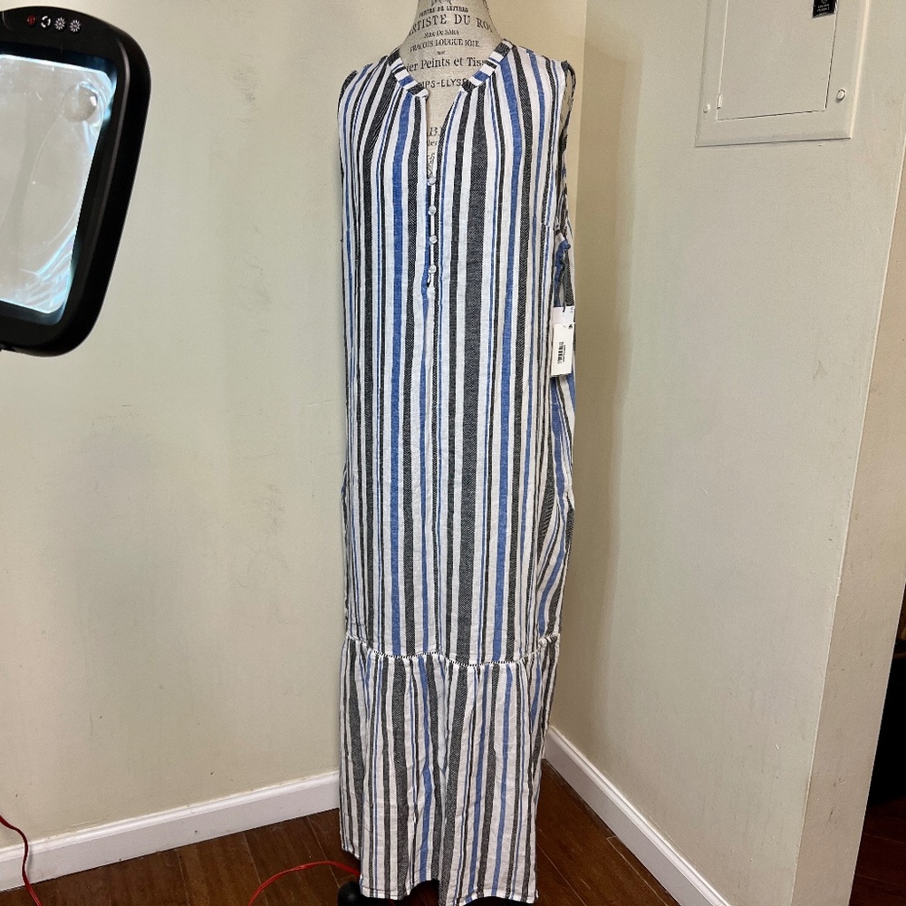 NEW with tag Liz Claiborne Blue Black Stripe Linen Sleeveless Dress PLUSSize XXL